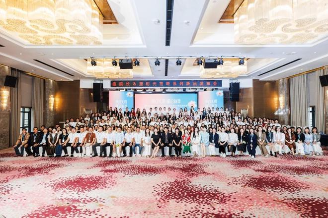 痘院长塑时光祛斑新品上市 引领祛斑新趋势AG旗舰厅网站入口耀白无瑕 耀起新章丨(图9)